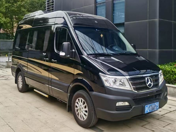 Mercedes-Benz 9