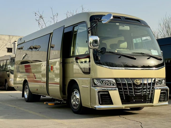  Toyota Mona Li