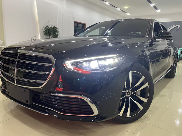 奔驰S级400L5座轿车